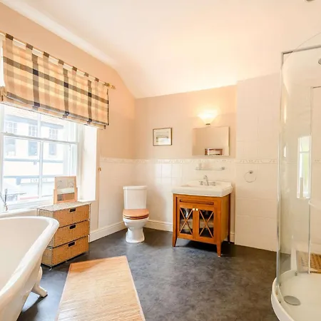 3 Bed In Eskdale 87044 *